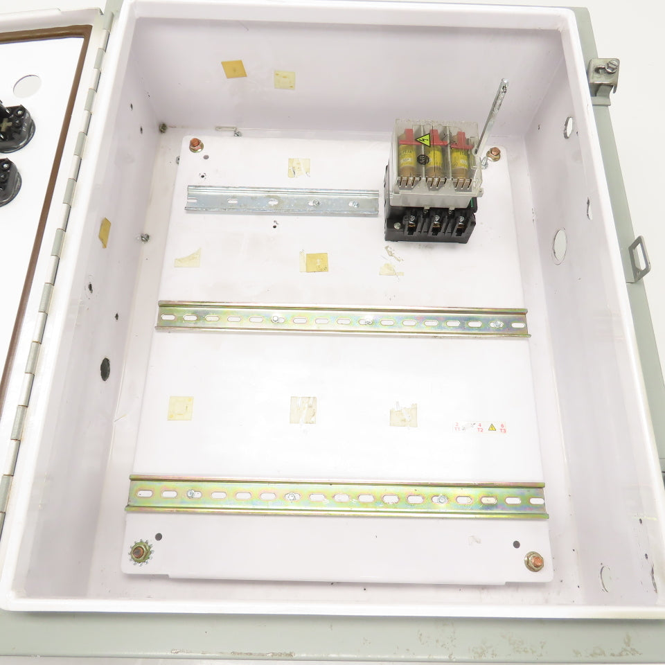 SCE 242008LP 20" x 20" x 8" Electrical Enclosure W/ Backplate & 30A Disconnect