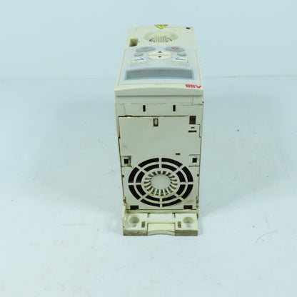 ABB ACS150-03U-02A4-4 0.75kW 1HP Variable Frequency Drive 1 HP 3-380...480V