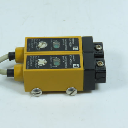 Omron E3S-X3CE4 Photoelectric Switches 12-24VDC Lot Of 2