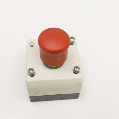 Klockner Moeller M22-KC01 500VAC 220V DC Max Momentary Contact E-Stop Enclosure