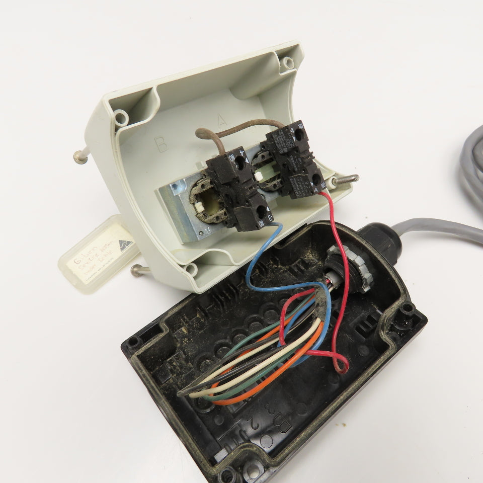 Siemens 400V 2 Position Keyed Selector Master Start Control