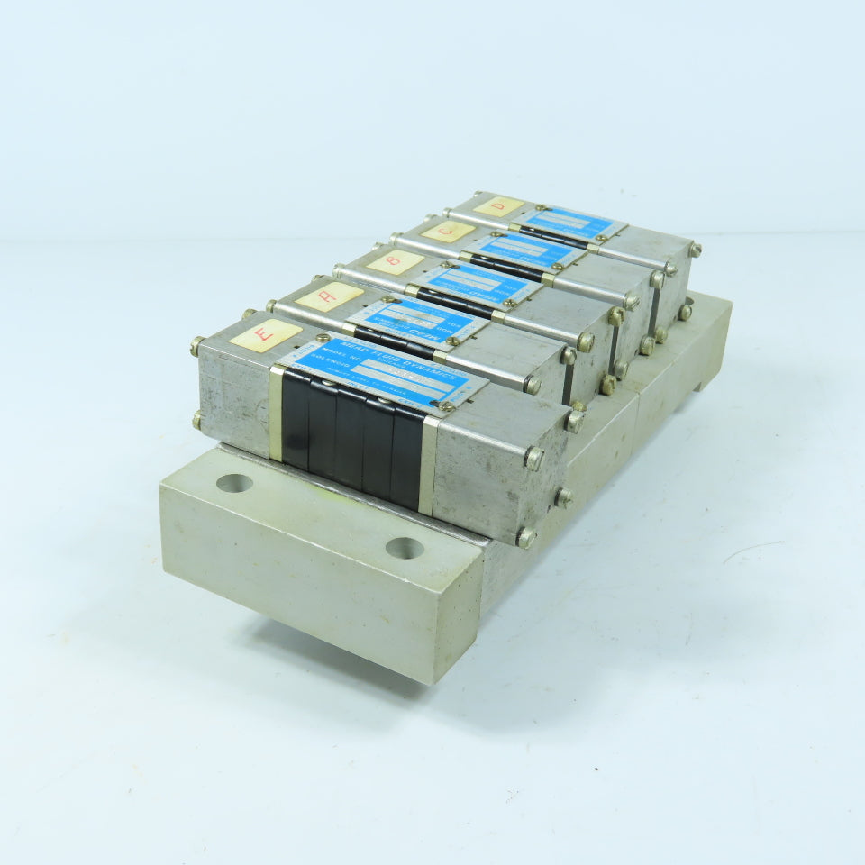 Mead 325-01 425-01 5-Station Pneumatic Solenoid Valve Manifold