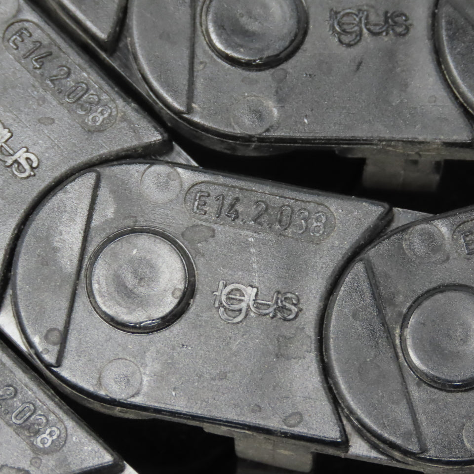 Igus E14.2.038 5' OAL Cable Carrier Energy Drag Chain W/Anchors