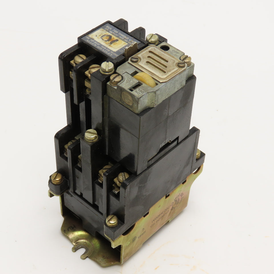Allen Bradley 700-NT Pneumatic Time Delay Relay 300VAC 250VDC 120V Coil
