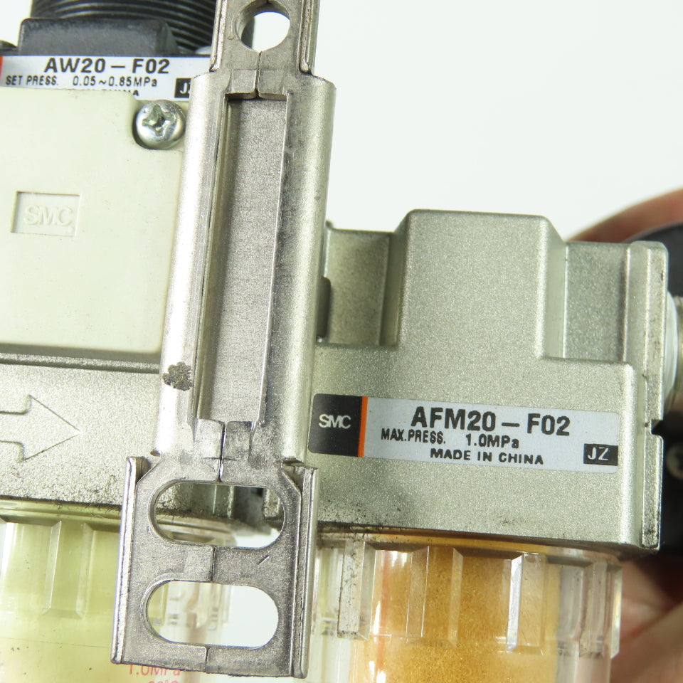 SMC AW20-F02 AFM20-F02 Pneumatic Air Filter Regulator W/VHS20-F02 Relief Valve