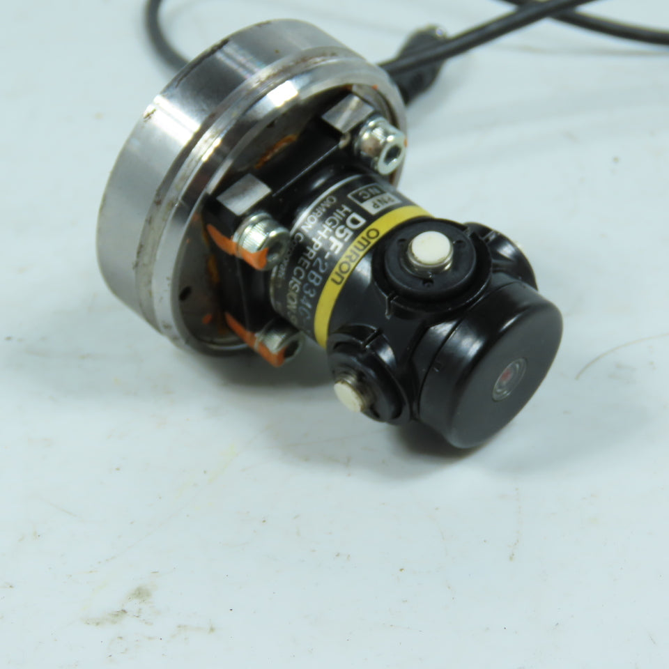 Omron D5F-2B34C-Y19X5R12 High-Precision Switch 12-24VDC