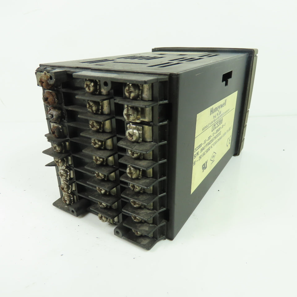 Honeywell DC330B-EE-000-12-000000-00-0 UDC3300 Digital Temperature Controller