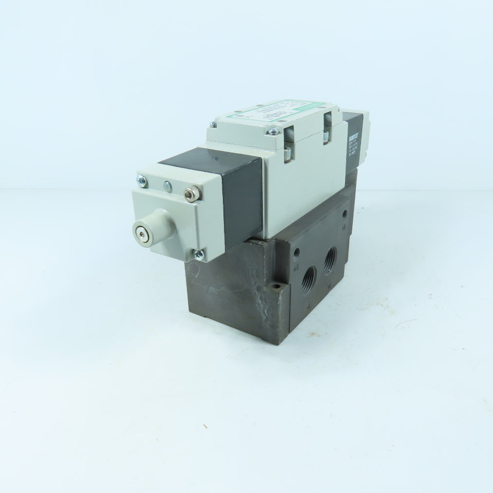 Numatics I35SS43BK000030 Pneumatic Solenoid Valve 150PSIG 100-120V