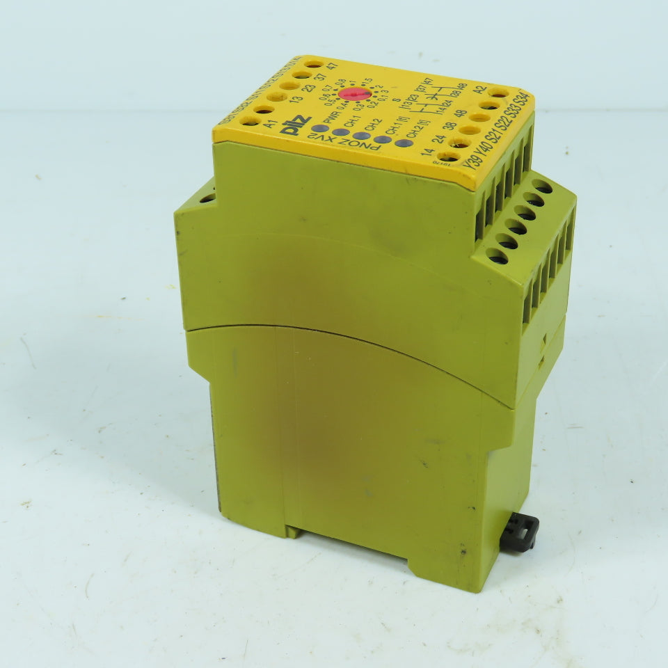 Pilz 774502 PNOZ XV2 2S 2SZ Safety Relay 24VDC