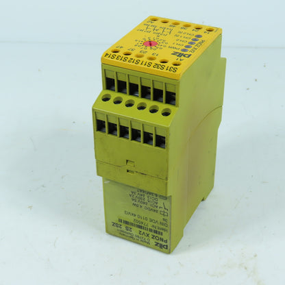 Pilz 774502 PNOZ XV2 2S 2SZ Safety Relay 24VDC