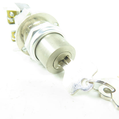 Allen Bradley 800T-H42A 2-Position Selector Switch Ser T Type 4,13 W/ Key