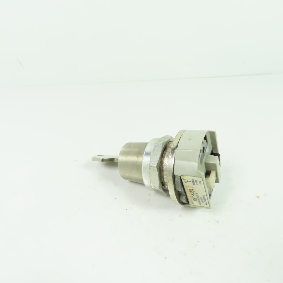 Allen Bradley 800T-H3212 2-Position Selector Switch Ser T Type 4,13 w/ Key