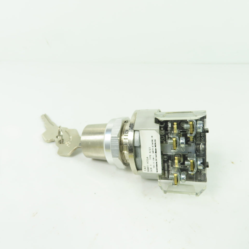 Allen Bradley 800T-H3212 2-Position Selector Switch Ser T Type 4,13 w/ Key