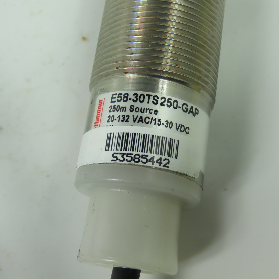 Cutler Hammer E58-30TS250-GAP Photoelectric Sensor 15-30VDC 20-132VAC