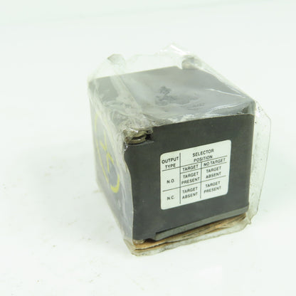 Cutler Hammer E51DS5 Inductive Proximity Sensor Head NEW