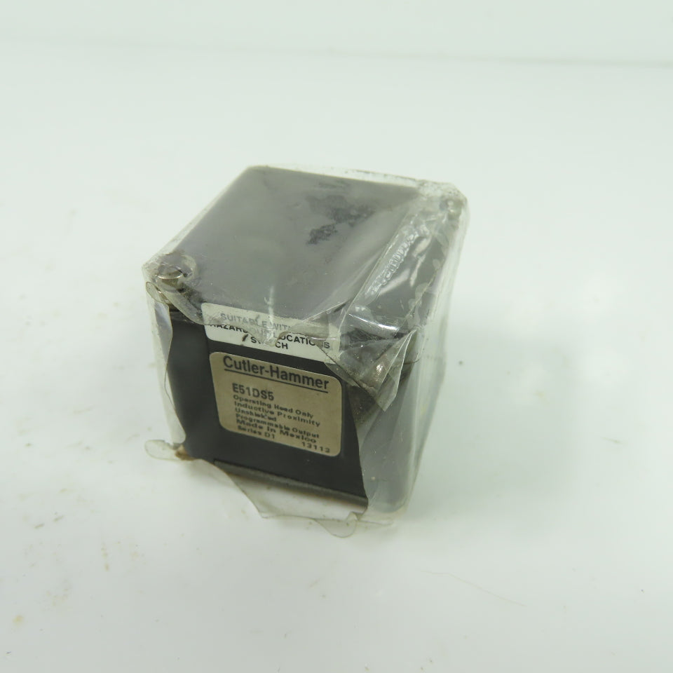 Cutler Hammer E51DS5 Inductive Proximity Sensor Head NEW