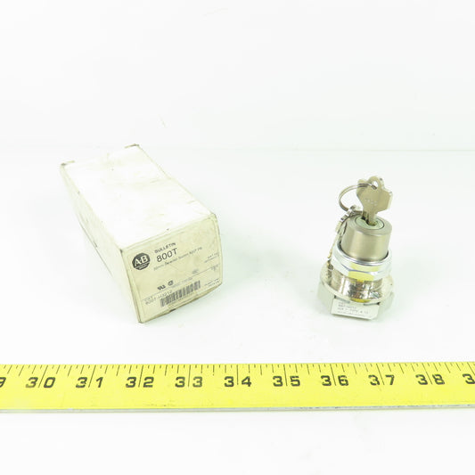 Allen Bradley 800T-H3212 2-Position Selector Switch Ser T Type 4,13 w/ Key