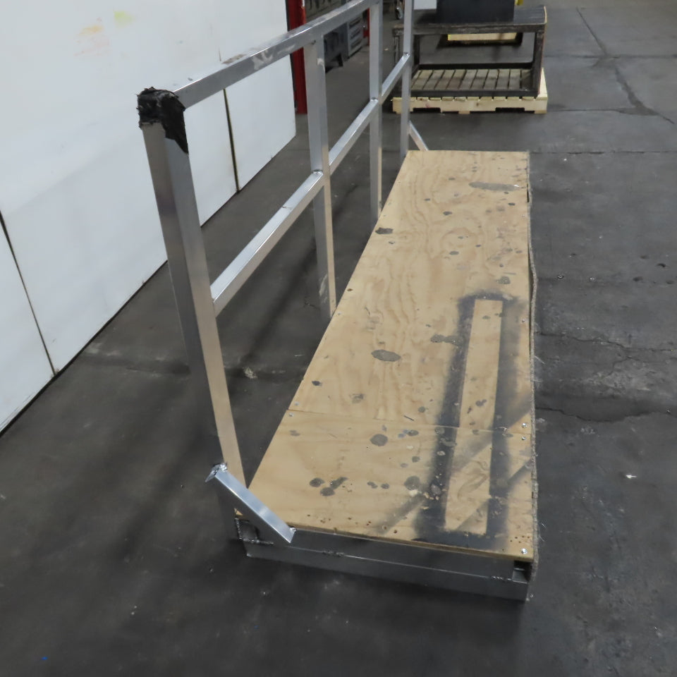 112" Long x 27" Wide Aluminum Work Area Platform Scaffold 38" Railing