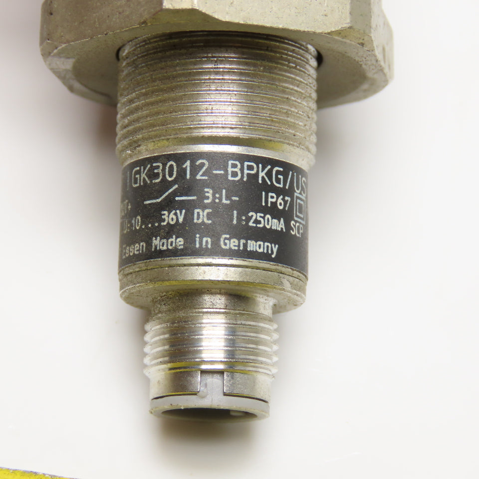 IFM IG5841 IGK3012-BPKG/US Inductive Proximity Sensor W/ 24mm Adapter