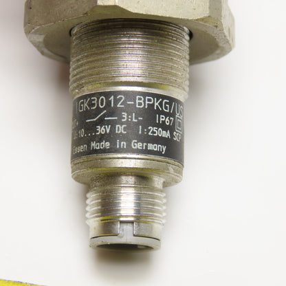 IFM IG5841 IGK3012-BPKG/US Inductive Proximity Sensor W/ 24mm Adapter
