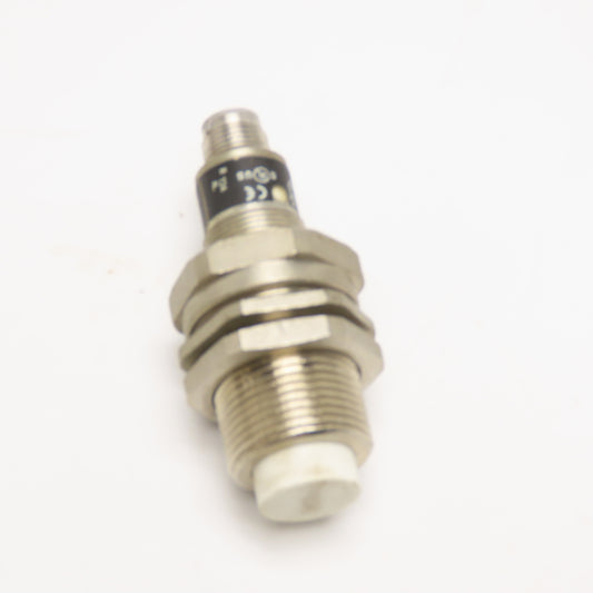 IFM IG5841 IGK3012-BPKG/US Inductive Proximity Sensor W/ 24mm Adapter
