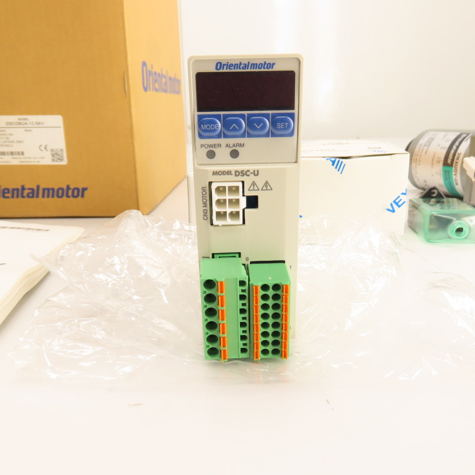 Oriental DSCI26UA-12.5AV 6W AC Electric Motor 110/115V w/ Gearhead & Controller