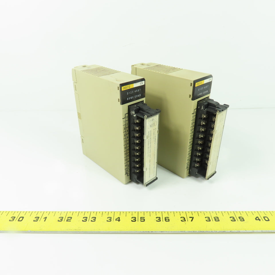 Omron C200H-OD212 Output Module 24VDC 0.3A/Point 4.8A/Unit Lot Of 2