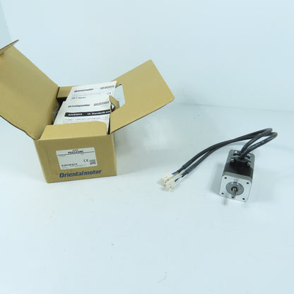 Oriental Motor PKE545MC 5-Phase Stepper Motor 0.72-Deg 0.35A Single Shaft New
