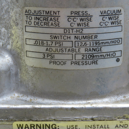 Barksdale D1T-H2 Pressure Or Vacuum Actuated Switch .018-1.7PSI