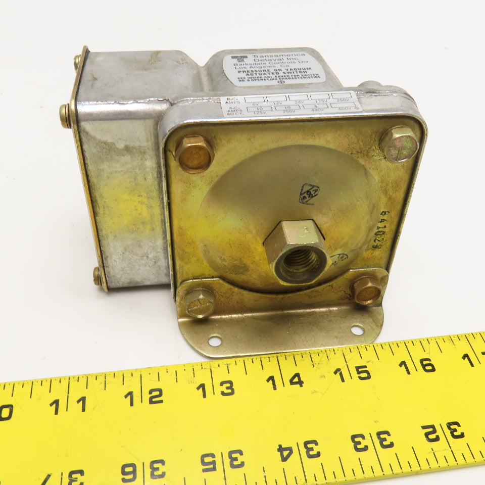 Barksdale D1T-H2 Pressure Or Vacuum Actuated Switch .018-1.7PSI