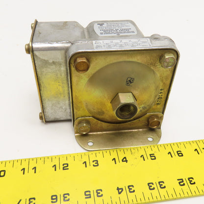 Barksdale D1T-H2 Pressure Or Vacuum Actuated Switch .018-1.7PSI