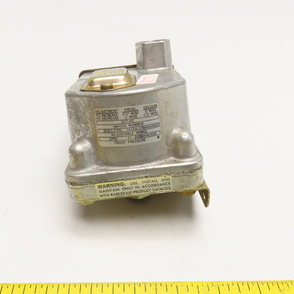 Barksdale D1T-H2 Pressure Or Vacuum Actuated Switch .018-1.7PSI