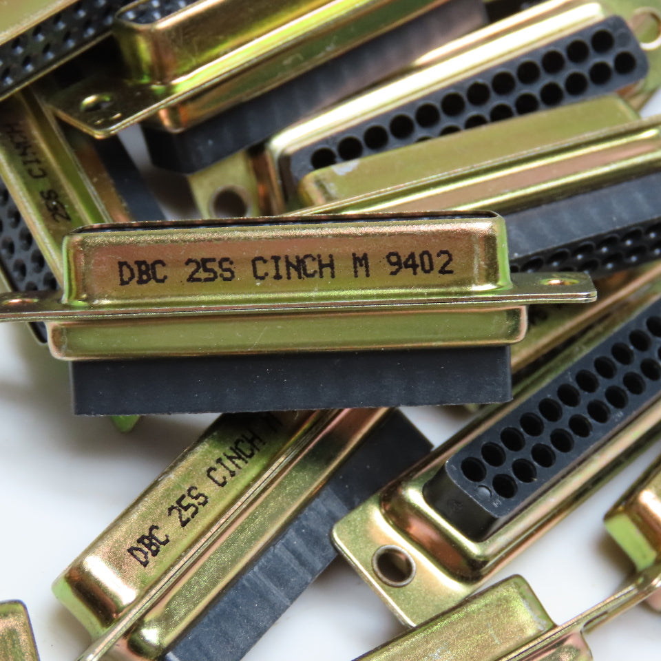 Cinch DBC 25S 25 Position Sub-D Connector Lot Of 34