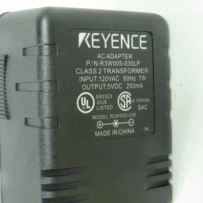 Keyence R3W005-030LP AC Adapter 120VAC Input 5VDC Output NEW