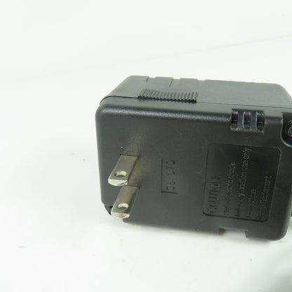 Keyence R3W005-030LP AC Adapter 120VAC Input 5VDC Output NEW