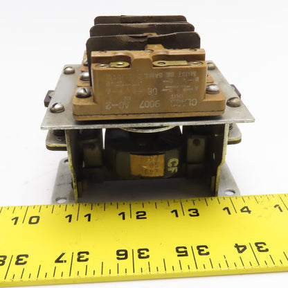 Square D 8501 P04 Contactor Relay 208/220V Coil