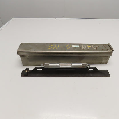 Starrett 98-18 18" Machinist Bench Plumb Level 4 Vial V-Groove & Steel Case