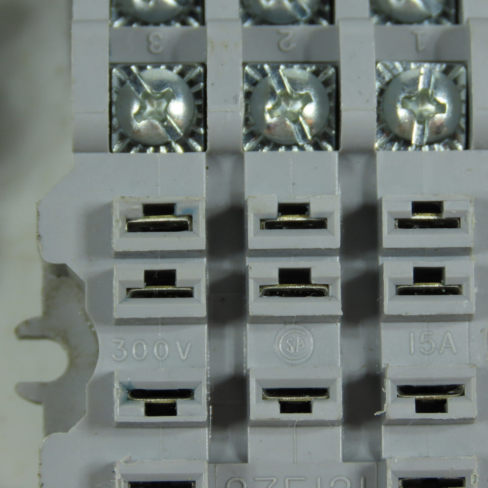 Potter & Brumfield 27E121 Relay Sockets 11-Pin 300V 15A Lot of 15