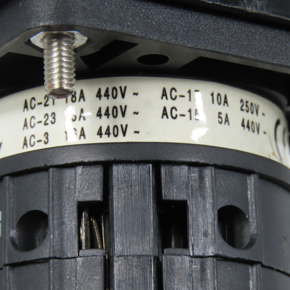 Kedu ZH-HC-4 3-Position Rotary Switch 25/16A 440V