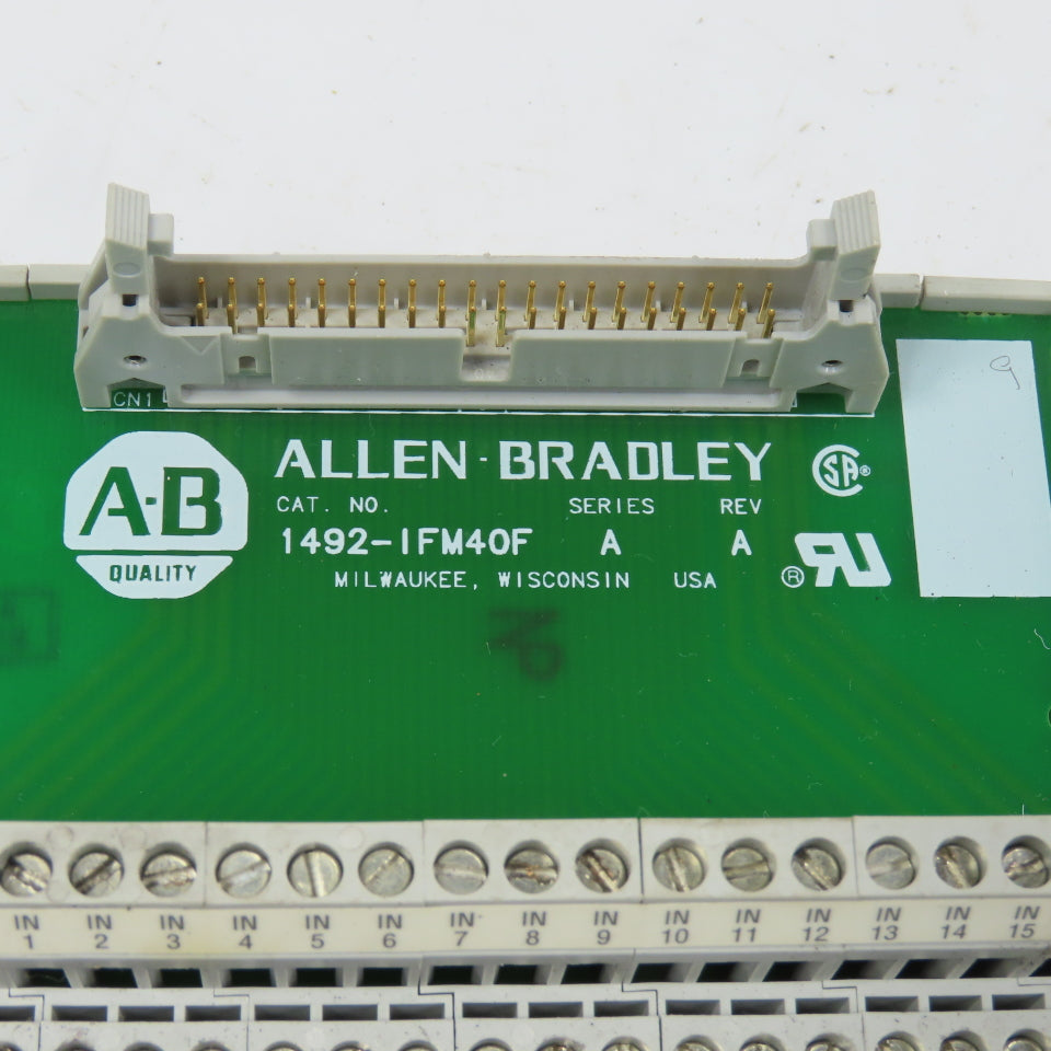 Allen Bradley 1492-IFM40F Ser A 40 Point Feed Through Digital IFM