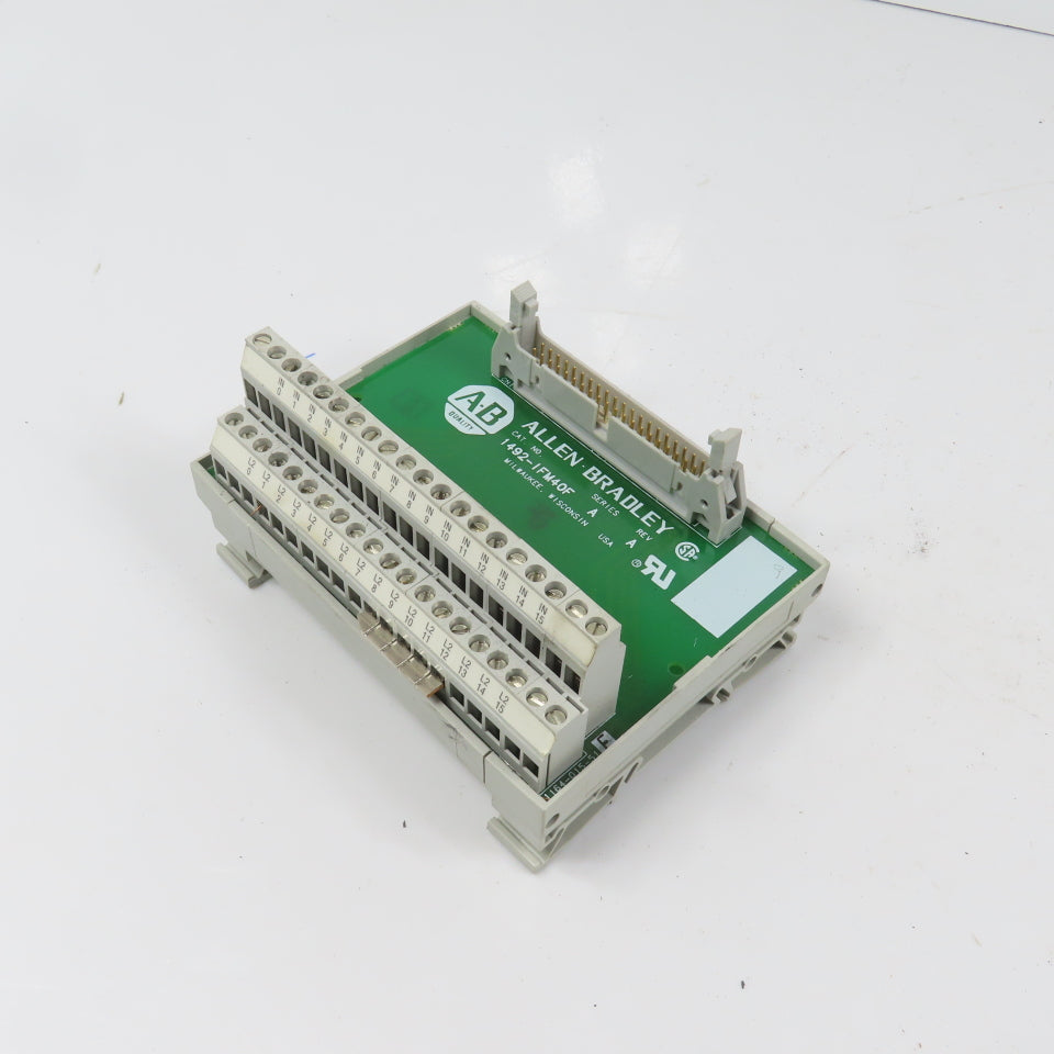 Allen Bradley 1492-IFM40F Ser A 40 Point Feed Through Digital IFM