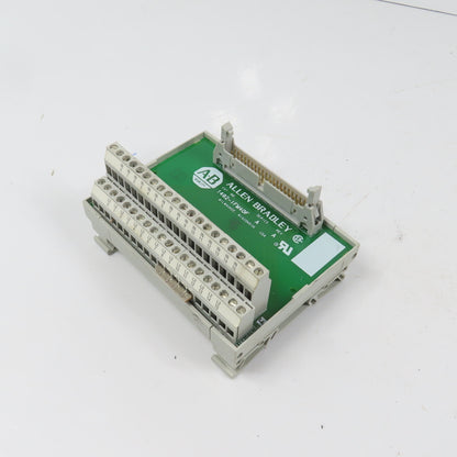 Allen Bradley 1492-IFM40F Ser A 40 Point Feed Through Digital IFM