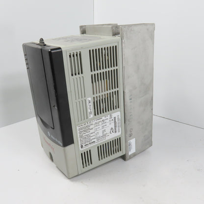 Allen Bradley 20AD2P1A0AYNNNNN Ser A PowerFlex 70 AC Drive 1HP 3PH 0-460V