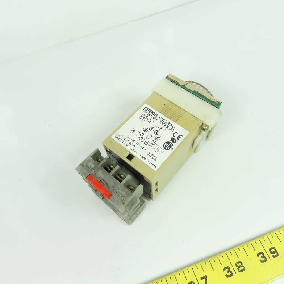 Omron E5C2-R20J Temperature Controller 3A 250VAC