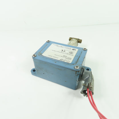 UE United Electric J6-266 Pressure Switch 15A 480VAC 0-100PSI Range 150PSI Proof