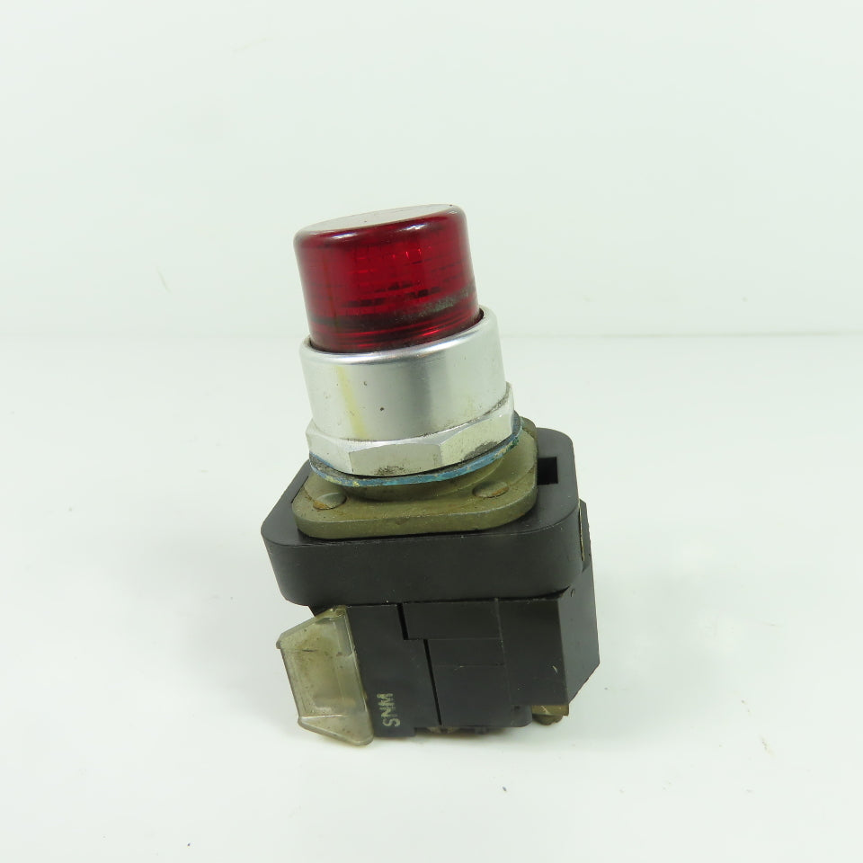 Allen Bradley 800T-PB16 Ser T Red Illuminated Momentary Contact Push Button 120V