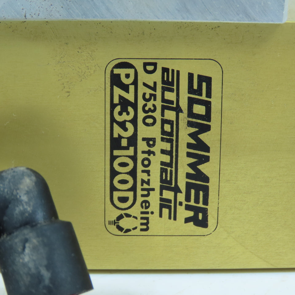 Sommer PZ32-100D Double Rod Pneumatic Cylinder 32mm Bore 100mm Stroke W/SPB-8
