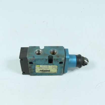 MAC Valves 180001-112-0111 3-Way Air Valve Roller Cam 1/4" NPT Vac-150PSI