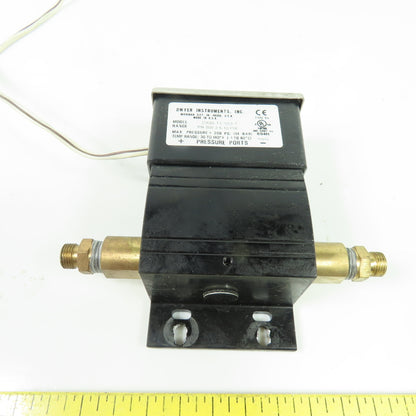 Dwyer DXW-11-153-1 Differential Pressure Switch 2.5-10PSI Range 200PSI 1/4"NPT