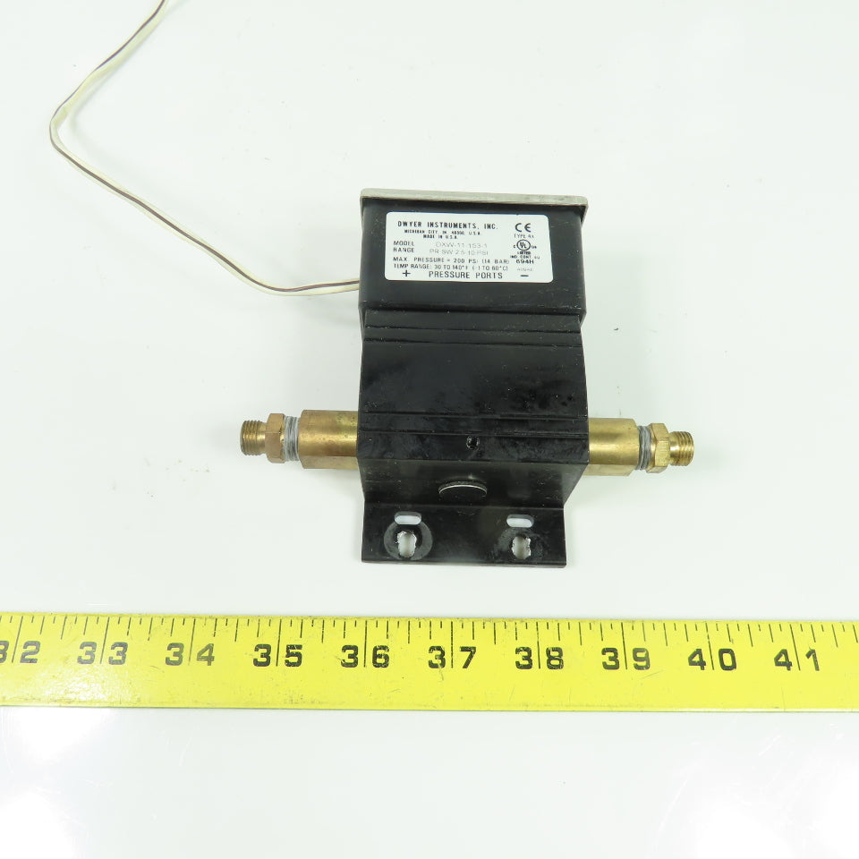 Dwyer DXW-11-153-1 Differential Pressure Switch 2.5-10PSI Range 200PSI 1/4"NPT